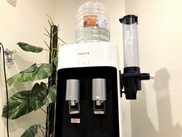 the b �������i�U�r�[�����ǂ��΂��j�F�E�H�[�^�[�T�[�o�[