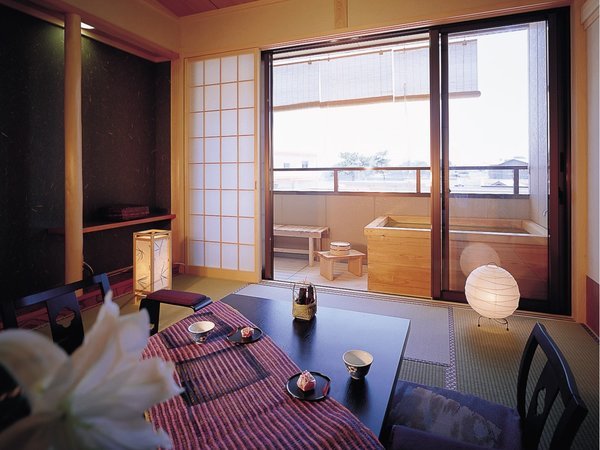 �q�����B����I�V���C�t�q���B�S���։��ɂȂ�܂��B