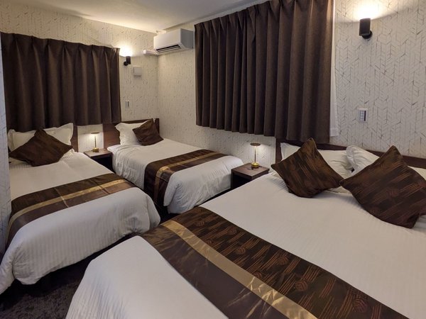 HOTEL LIT BLUE�̎{�ݎʐ^1