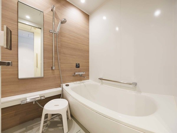 【風呂】バスルーム・バスルームには洗い場がついております。