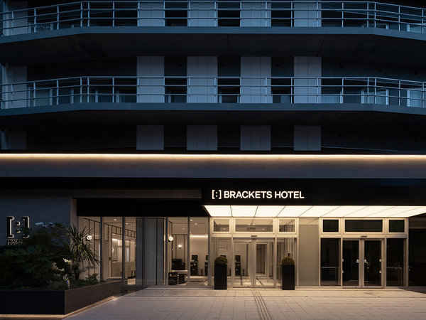 BRACKETS HOTEL Osaka Hommachi�F�yPICK UP 01�z LOCATION