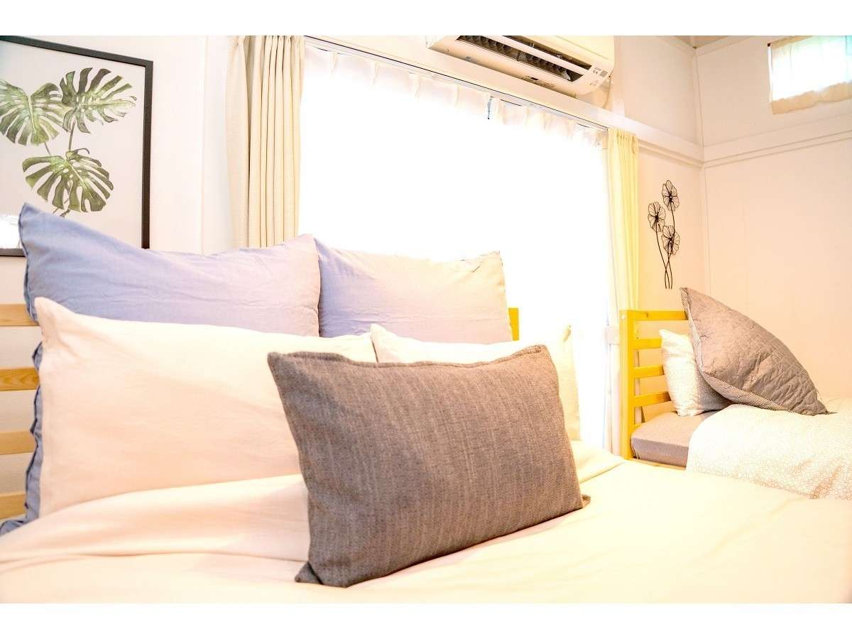 �x�b�h���[��1