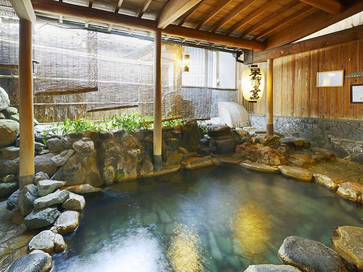 山陰で最も古い温泉。1200年前から続く山陰最古の湯といわれる温泉です。