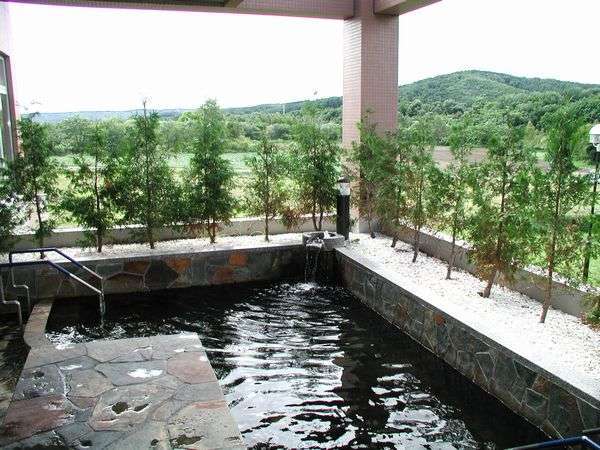 士幌町【しほろ温泉 プラザ緑風】露天風呂