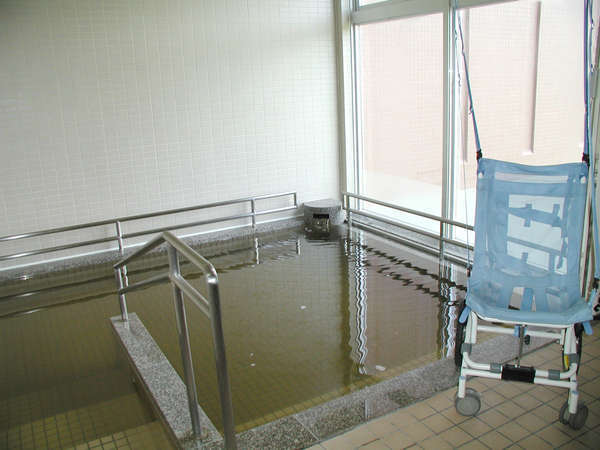 士幌町【しほろ温泉 プラザ緑風】リフト付きの小浴場が貸し切りで利用可能