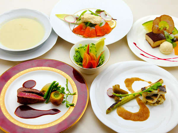 選べるフレンチディナーコース～金谷ホテル伝統のフランス料理をご堪能下さい
