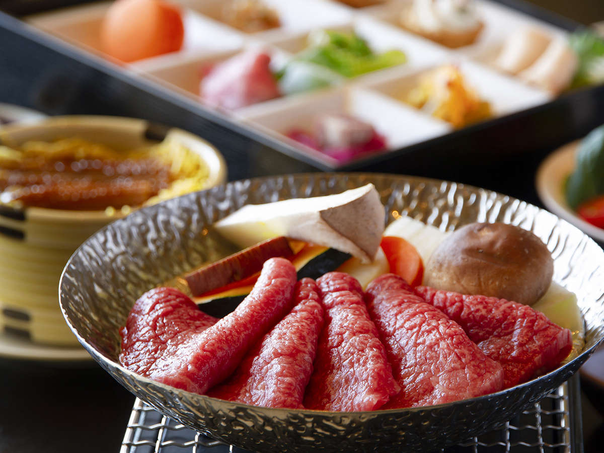 【神戸牛御膳】美しい霜降り、やわらな肉質――世界をも魅了するブランド牛をお楽しみください