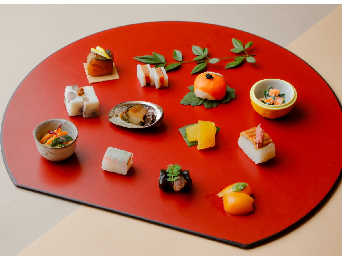 【夕食/2023年冬】季節で変わる八寸は、京都の路地を彷彿とさせる碁盤の目のように並べてご提供