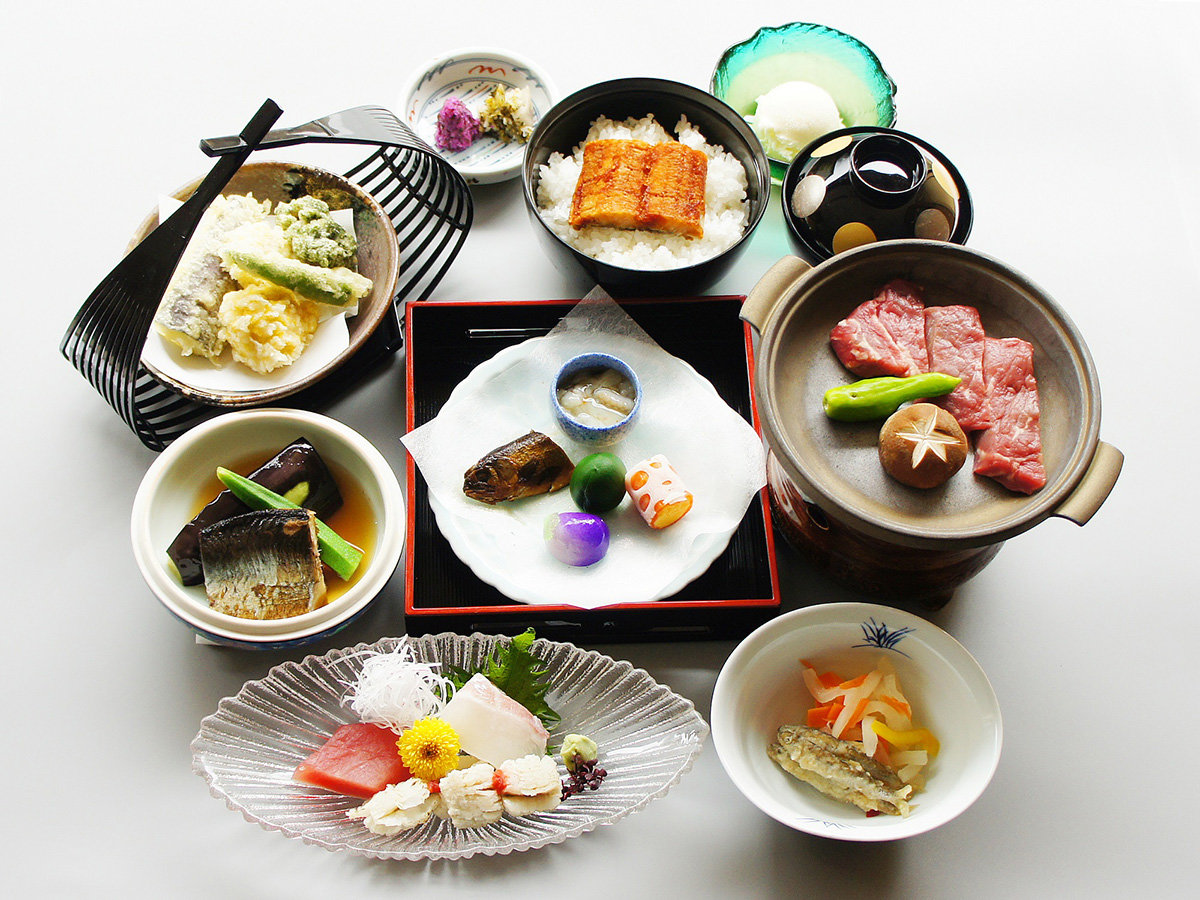 餐飲