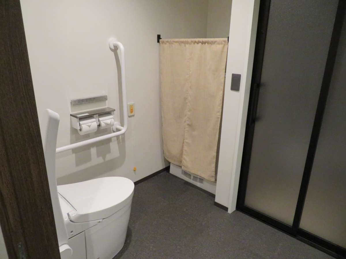 東急ステイ飛騨高山　結の湯　バリアフリー対応ファミリーツインのトイレ