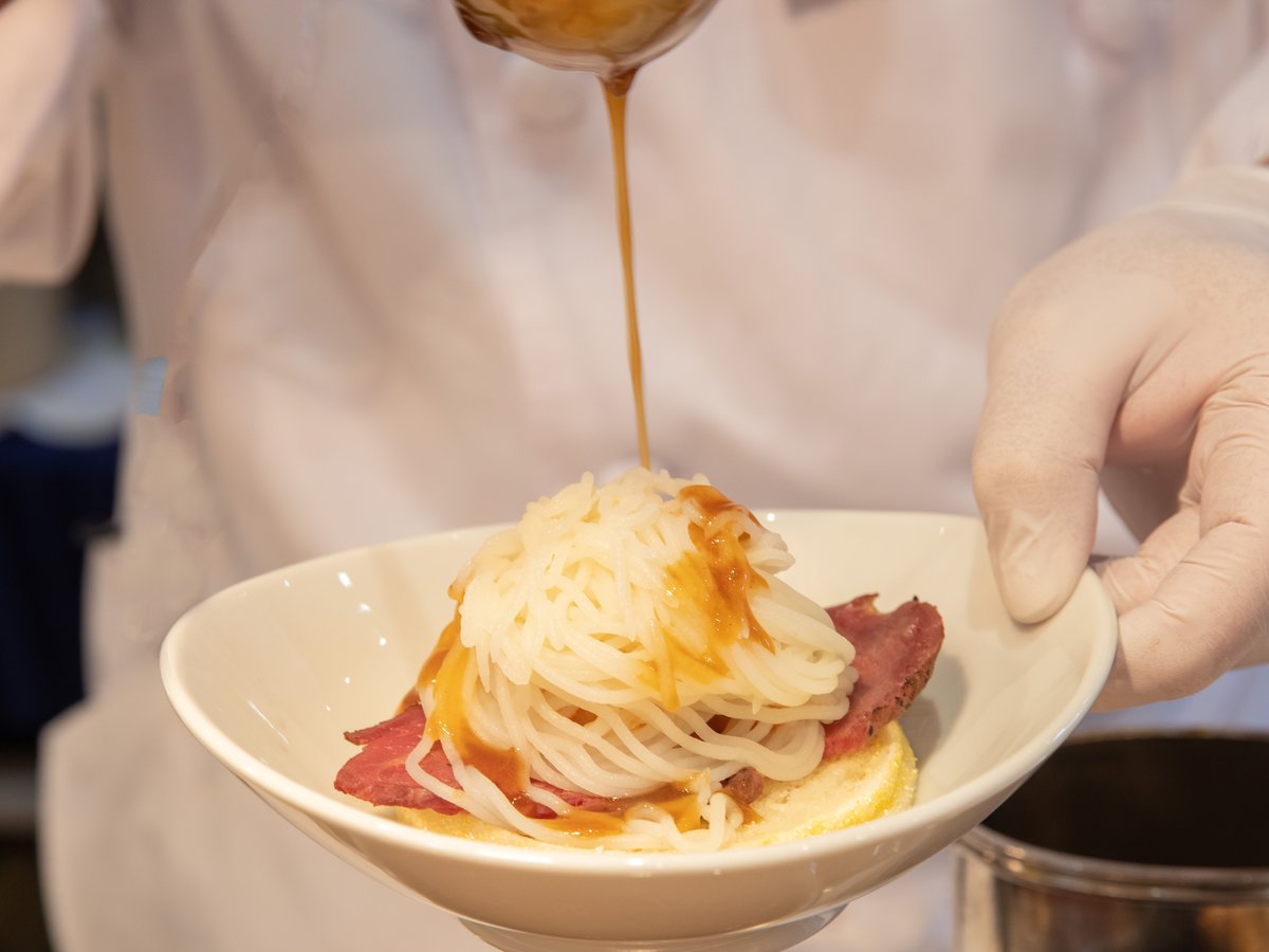餐飲