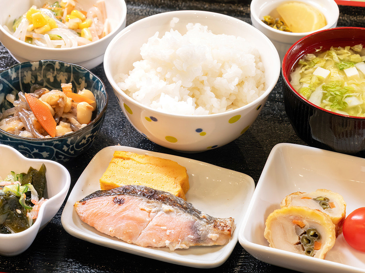 餐飲