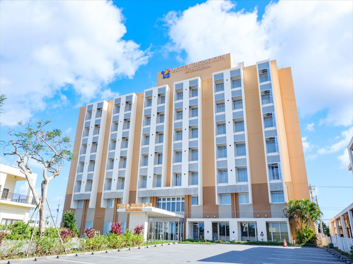 HOTEL RISING SUN MIYAKOJIMA