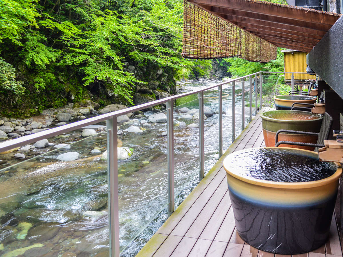 �y�I�V���핗�C�z��̉��𕷂��Ȃ���Y��Ȍi�F�������x���������܂�