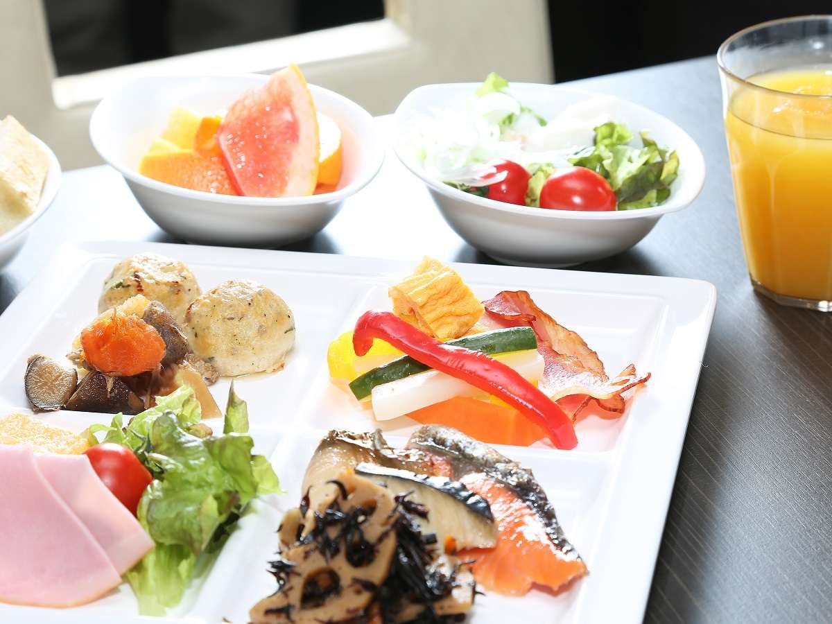 朝食