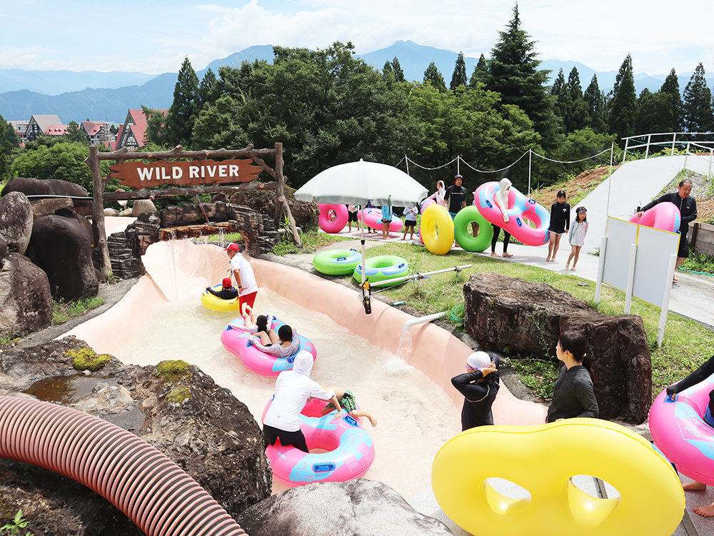 ウォーターパーク「ワイルドリバー」