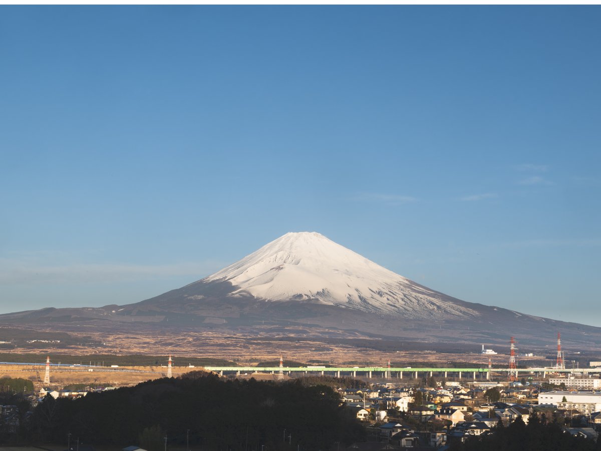 御殿場高原ホテルからの冬の富士山