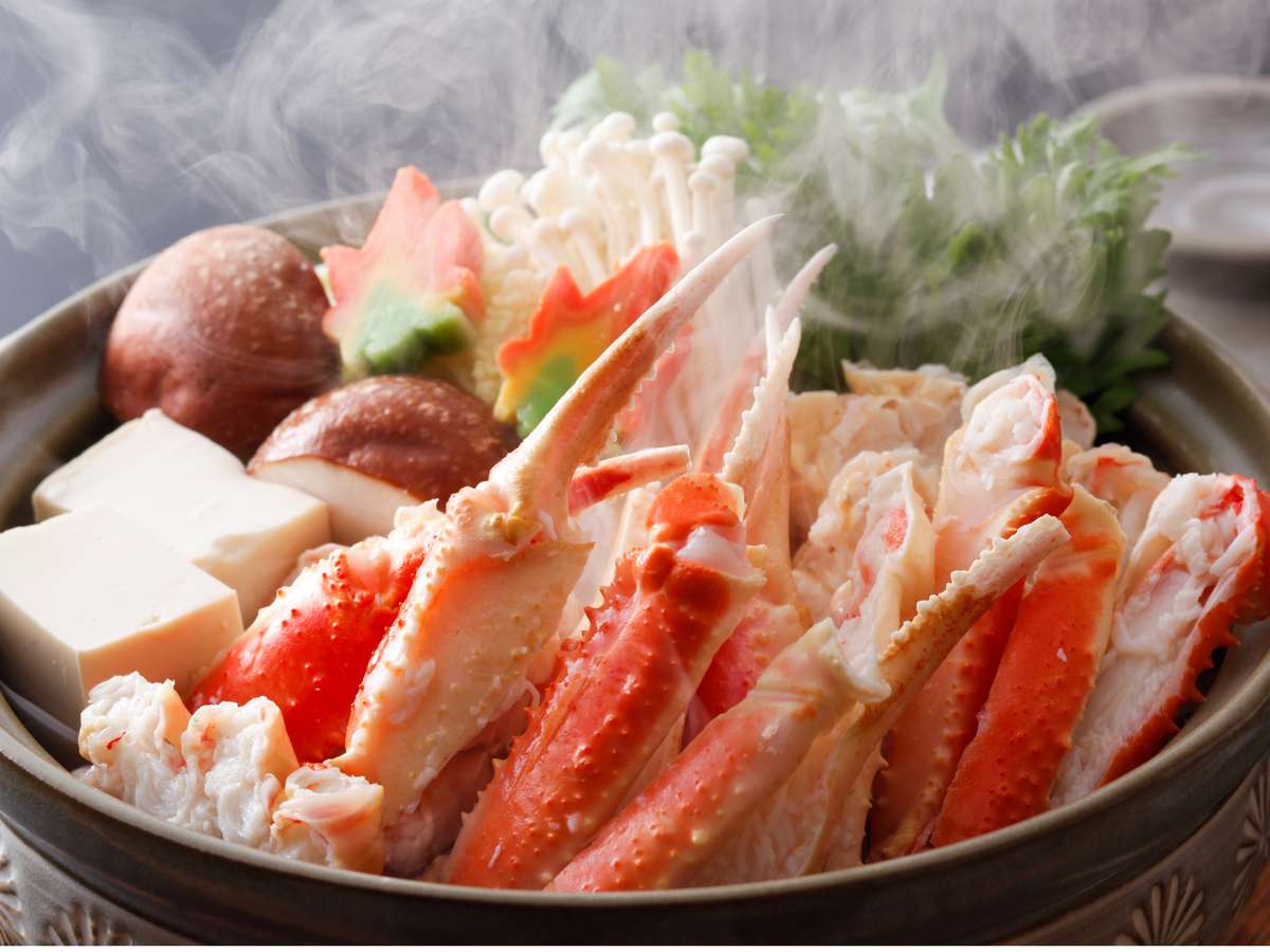 【カニすき鍋】お野菜もたっぷり♪冬の味覚・カニすき鍋。
