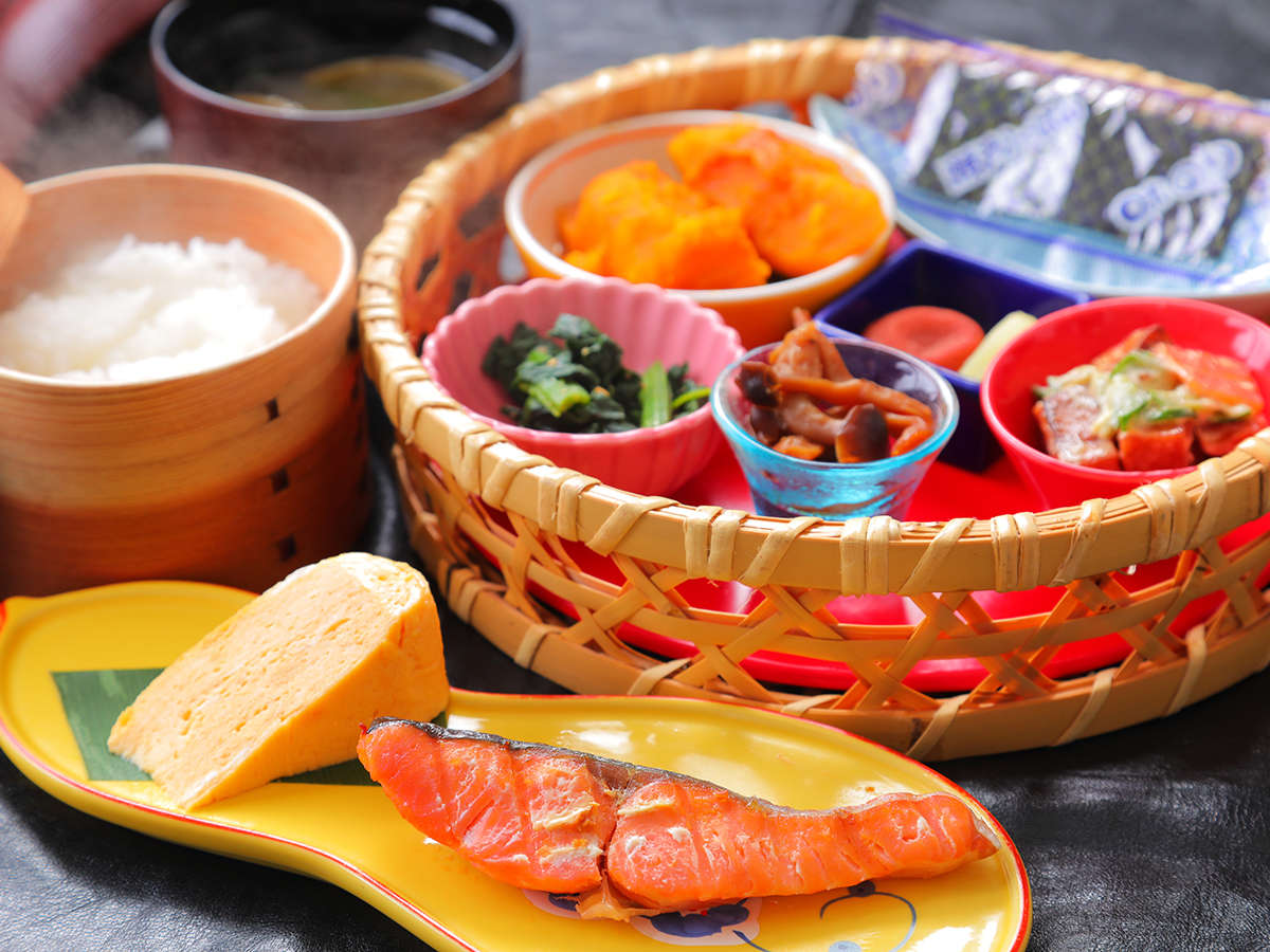 ◆朝食◆“和食”日笠＜自慢のお米＞に合う厳選した食材で作った料理を是非ご賞味ください