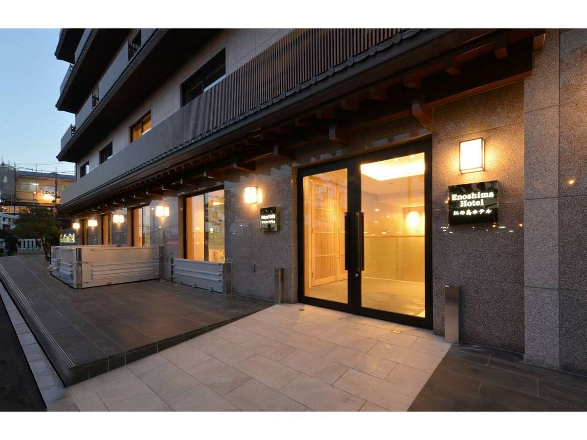 ■江の島ホテル　入口