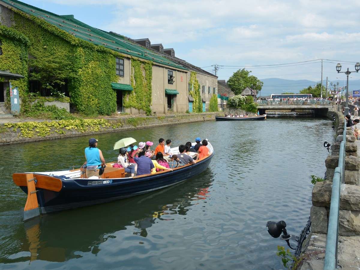 小樽運河クルーズ／運河と港を巡る約40分間アクティビティです