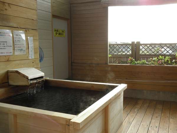 【お風呂】天然温泉掛け流しの客室露天風呂