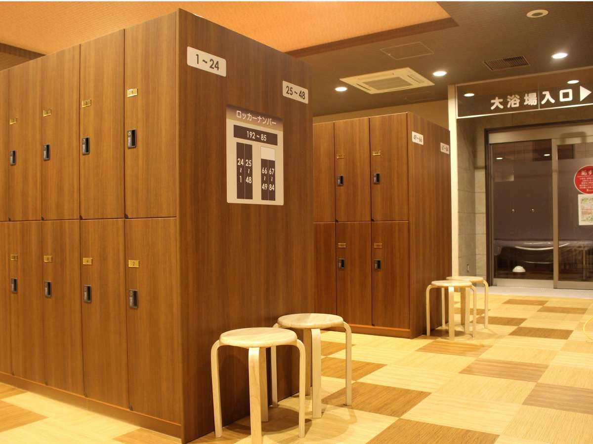 【ホテルＷＢＦグランデ旭川】大浴場のロッカールーム
