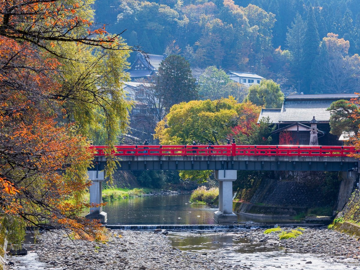 中橋