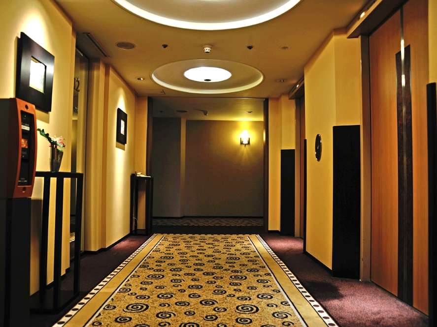 スーペリアタイプ　客室エレベーターホール