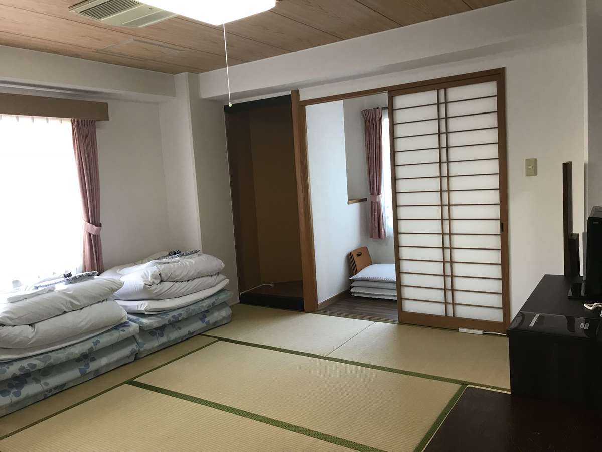 和室になります。広島市内では珍しい和室です。ゆっくりくつろぎたい方にオススメです。
