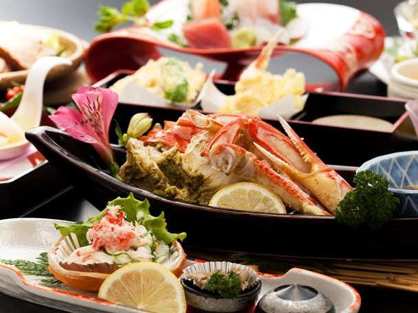 わたや料理は、日本海新鮮魚介を中心に贅沢使用！