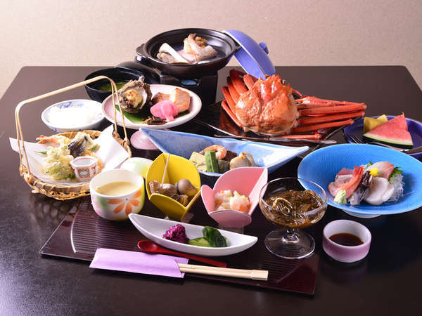 *お夕食一例/これぞ日本海の恵み！磯の香りが凝縮された会席料理。