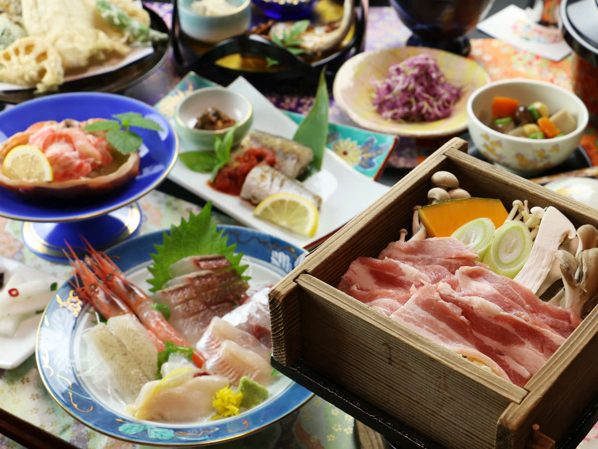 #【ご夕食一例】越後もち豚の地酒蒸しと新鮮な海鮮料理