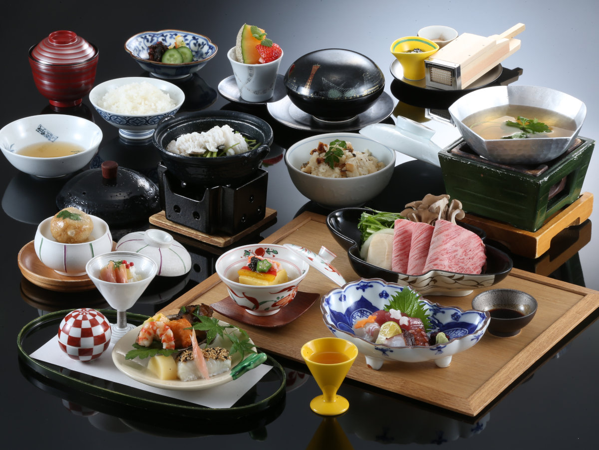 餐饮