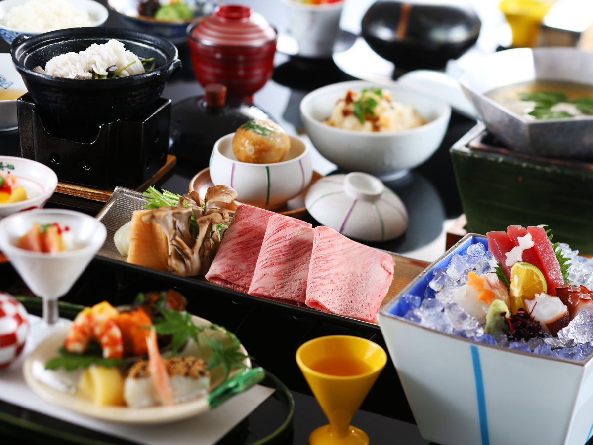 餐饮