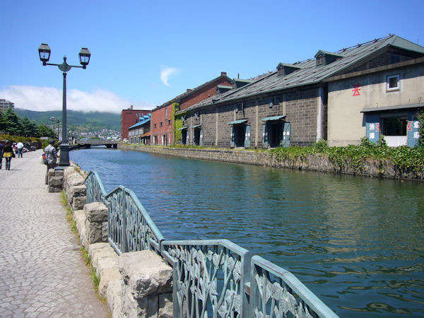 【小樽運河】小樽は1日では遊びきれないほど観光スポットが盛りだくさん。
