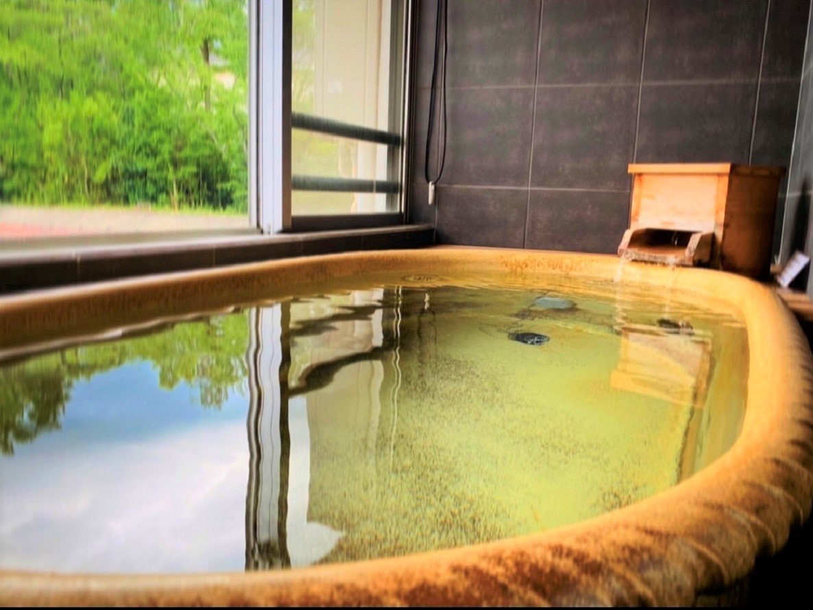 【天然温泉露天風呂付客室一例】天然温泉を心ゆくまでお愉しみください