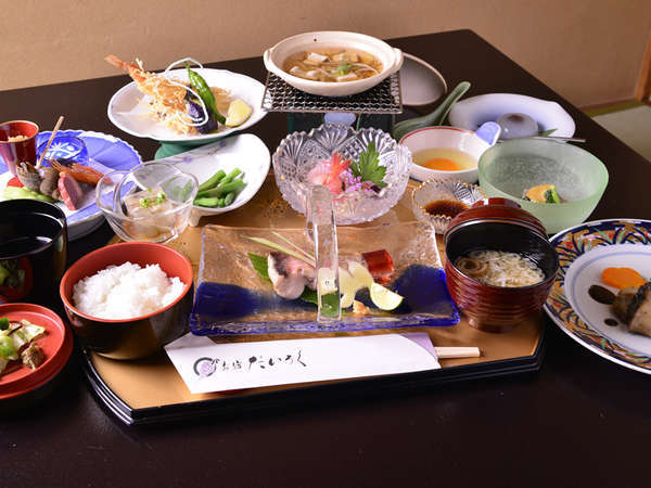 *お夕食一例/新潟の海の幸を中心とした“京風会席料理”をご堪能下さい。
