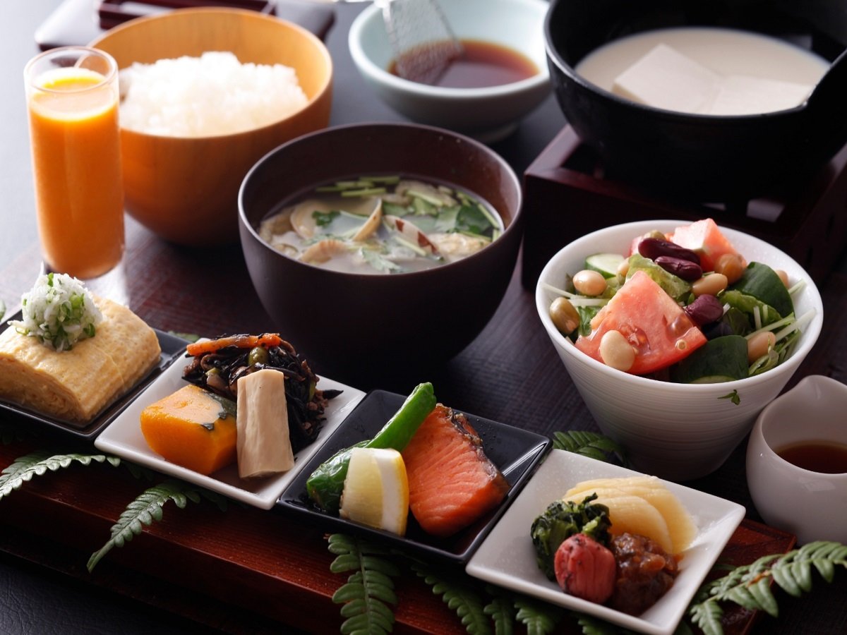 餐飲