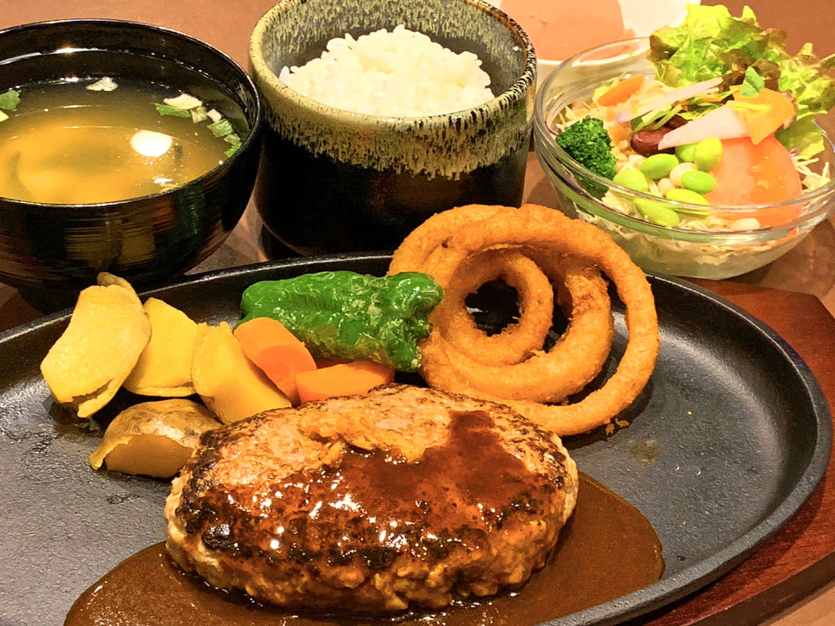 餐飲