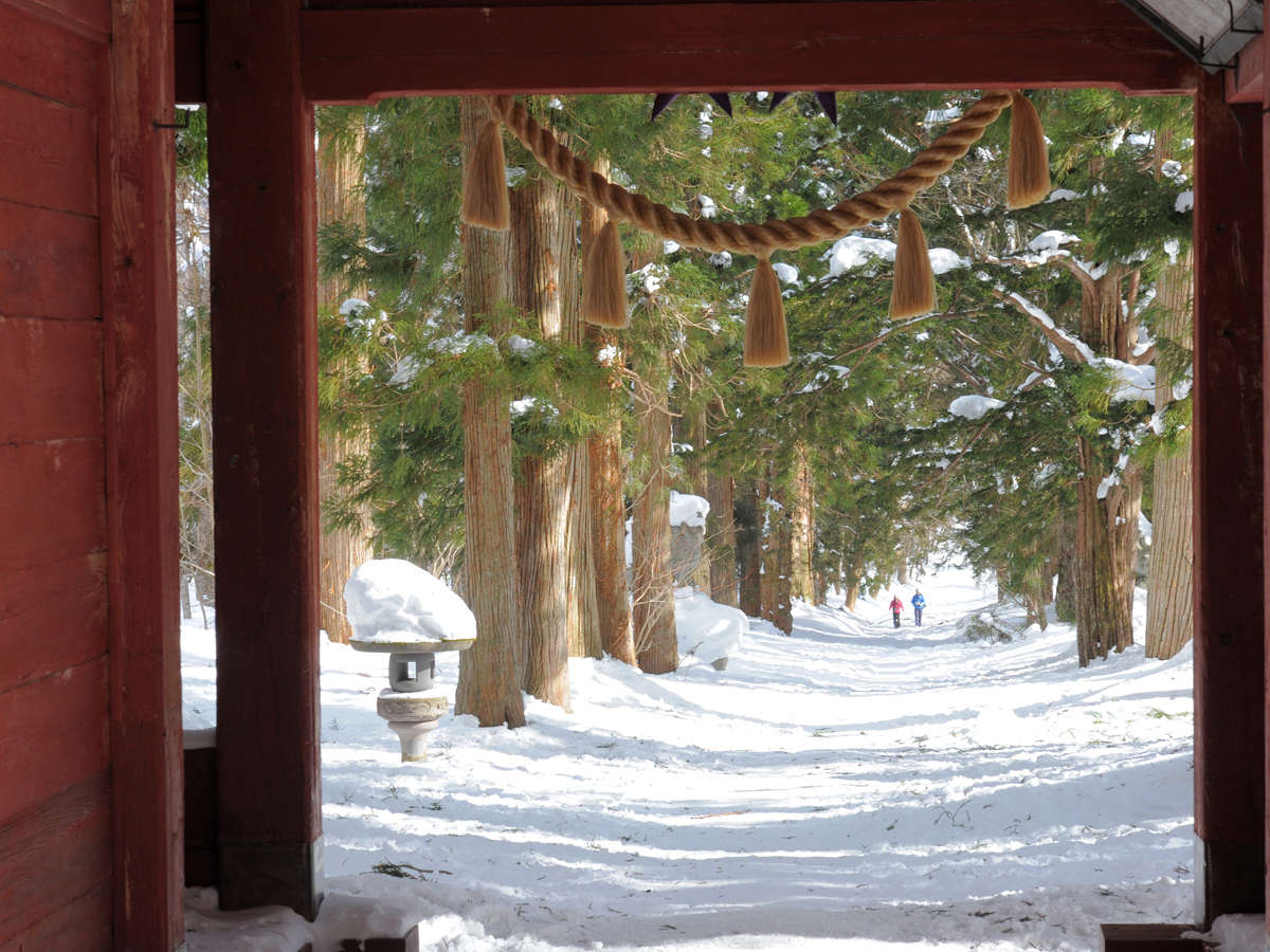 荘厳なスギ並木がシンボルの「戸隠神社」は長野県ナンバーワンのパワースポット！