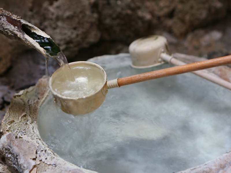 飲泉処、飲むことができる泡の湯の温泉