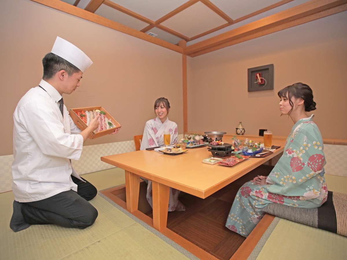 �O���[�h�A�b�v��ȁA�v���~�A����Ȃ̃R�[�X�ł́A���ʋq�O�������������܂��B