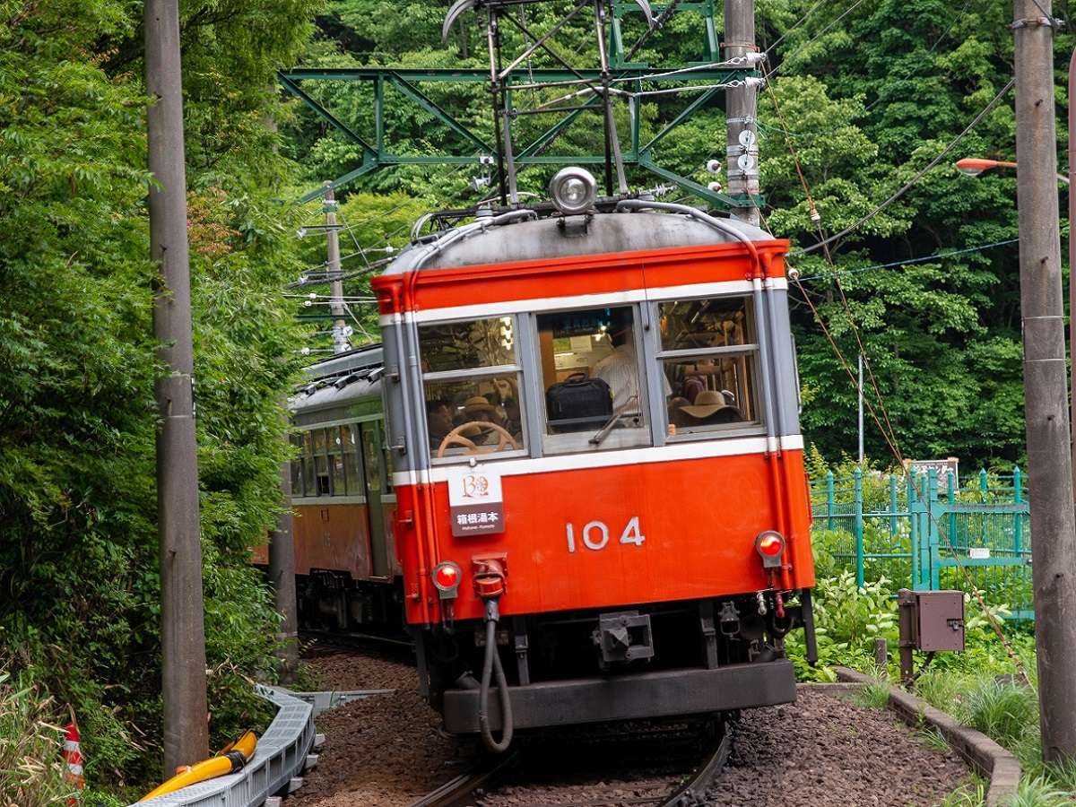 【箱根登山鉄道】強羅駅からは無料送迎バスがございます(運行時間:15時~18時)