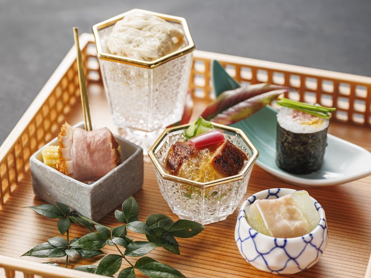 餐飲
