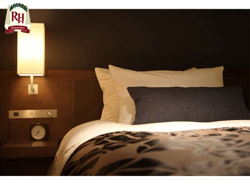 全室シモンズ社製ベッドを採用。上質な眠りをサポート致します。