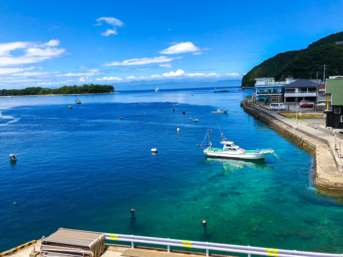 旅館目の前の海