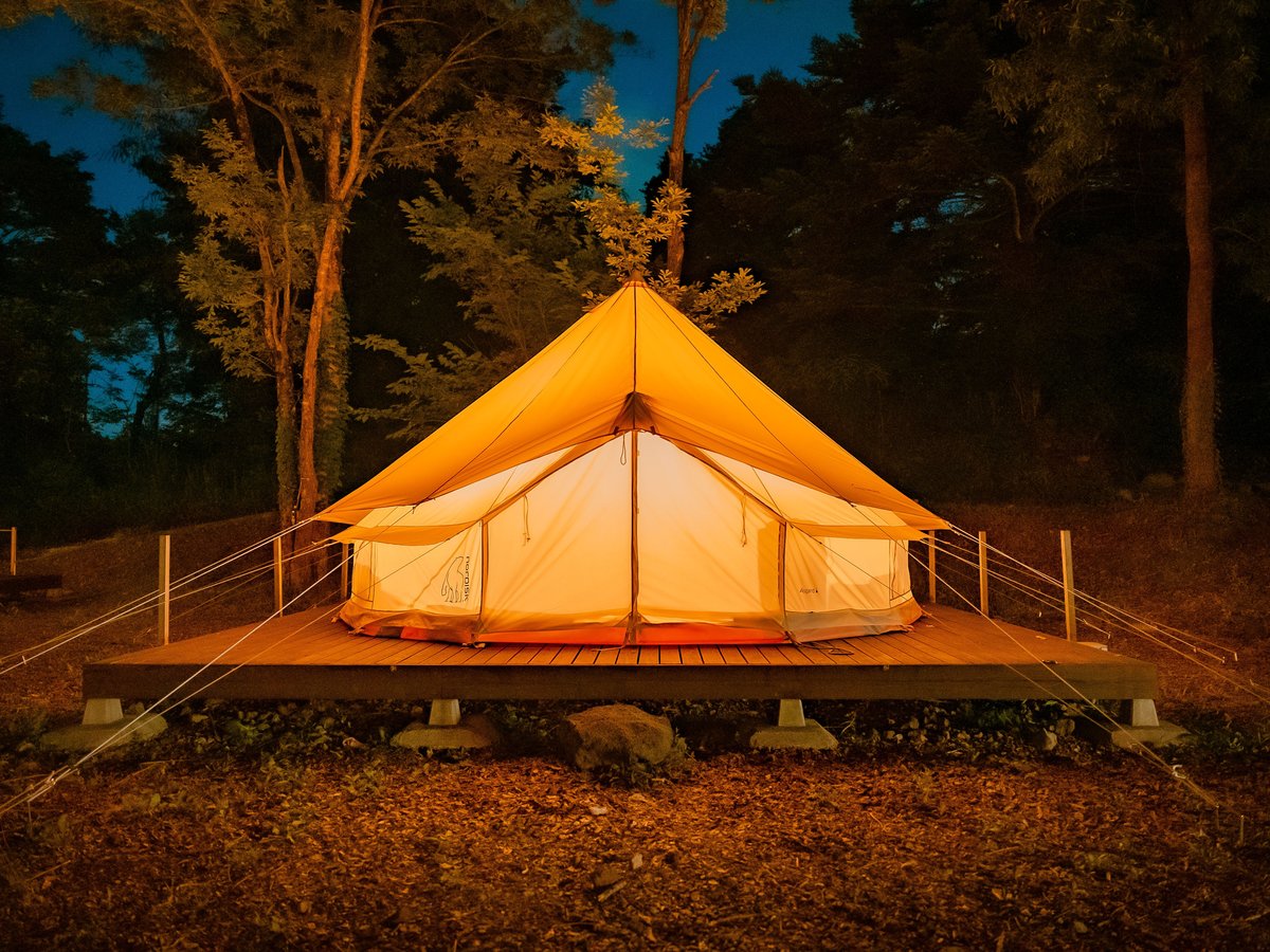 ノルディック社製のテントを使用しています。