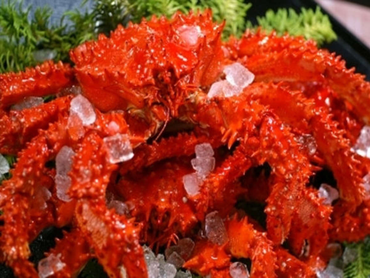 ◆【夕食】浜茹での花咲蟹は、産地のここでしか食べられない濃厚な味わいです（一例）