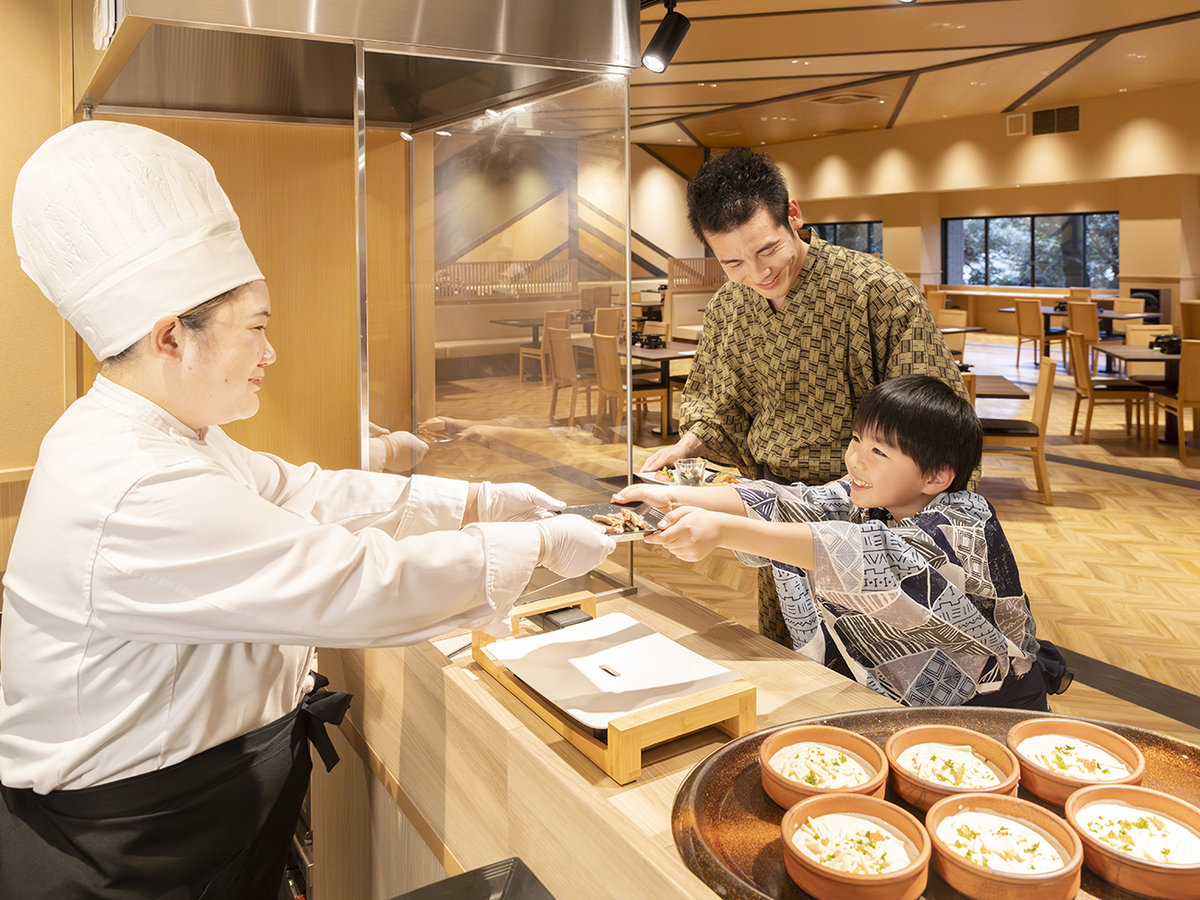 餐飲